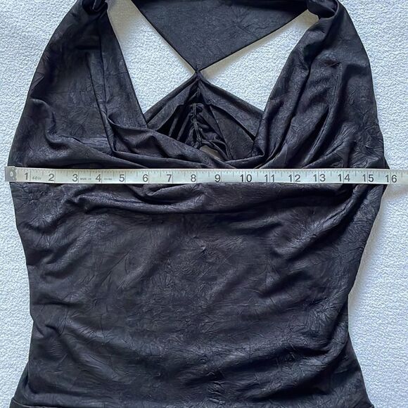 Moda Dress Top w/ Plunging Neckline, Open Back & Subtle Designs (Size: Small) - Picture 7 of 15